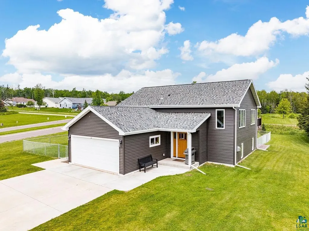 1225 Hidden Springs Lane Two Harbors MN 55616