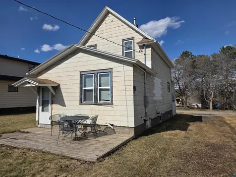 313 W Minnesota Avenue Gilbert MN 55741