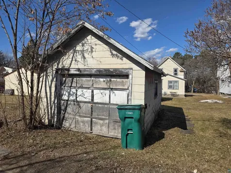 313 W Minnesota Avenue Gilbert MN 55741