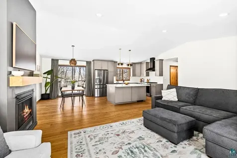 2927 Palisade Drive Duluth MN 55811