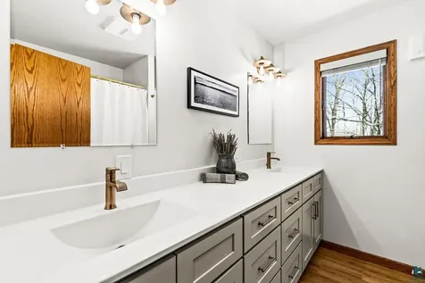 2927 Palisade Drive Duluth MN 55811