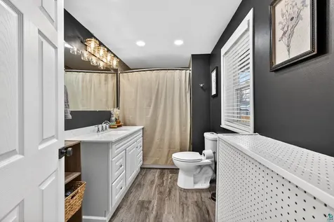 1821 E 4th Street Superior WI 54880