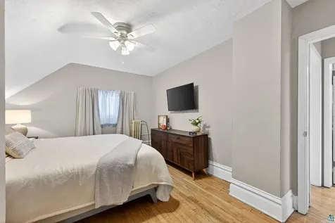 1821 E 4th Street Superior WI 54880