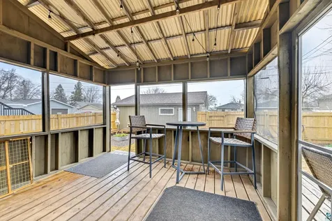 1821 E 4th Street Superior WI 54880