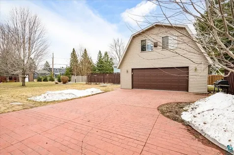 3908 N 21st Street Superior WI 54880