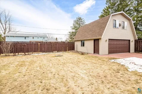 3908 N 21st Street Superior WI 54880