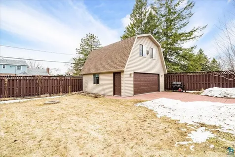 3908 N 21st Street Superior WI 54880