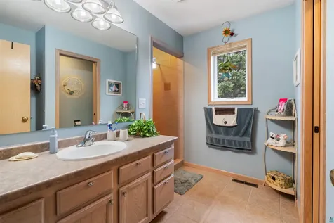 5827 Cedar Avenue Superior WI 54880