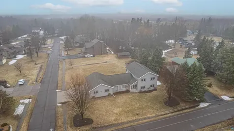5827 Cedar Avenue Superior WI 54880