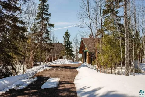 88 Overlook Trail Tofte MN 55615