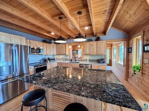 88 Overlook Trail Tofte MN 55615