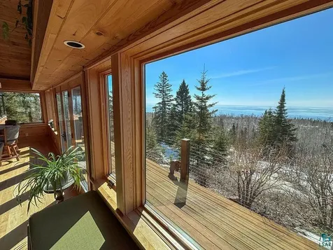 88 Overlook Trail Tofte MN 55615