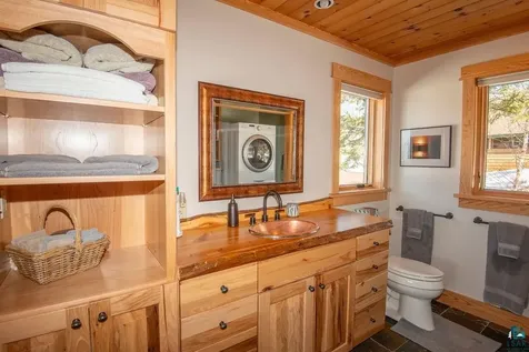 88 Overlook Trail Tofte MN 55615