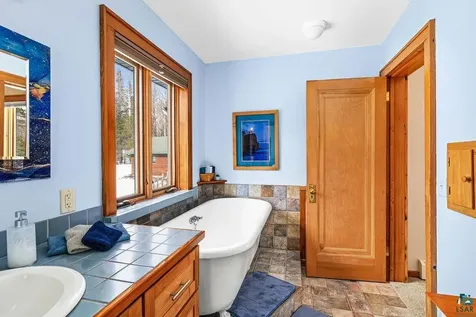 1504 Homestead Drive Duluth MN 55804