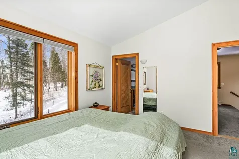 1504 Homestead Drive Duluth MN 55804
