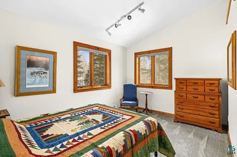 1504 Homestead Drive Duluth MN 55804