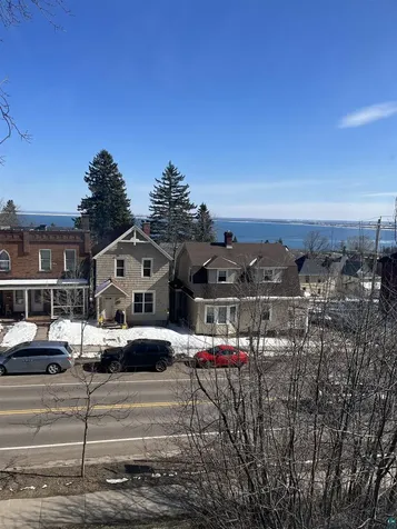 1507 E 4th Street Duluth MN 55812
