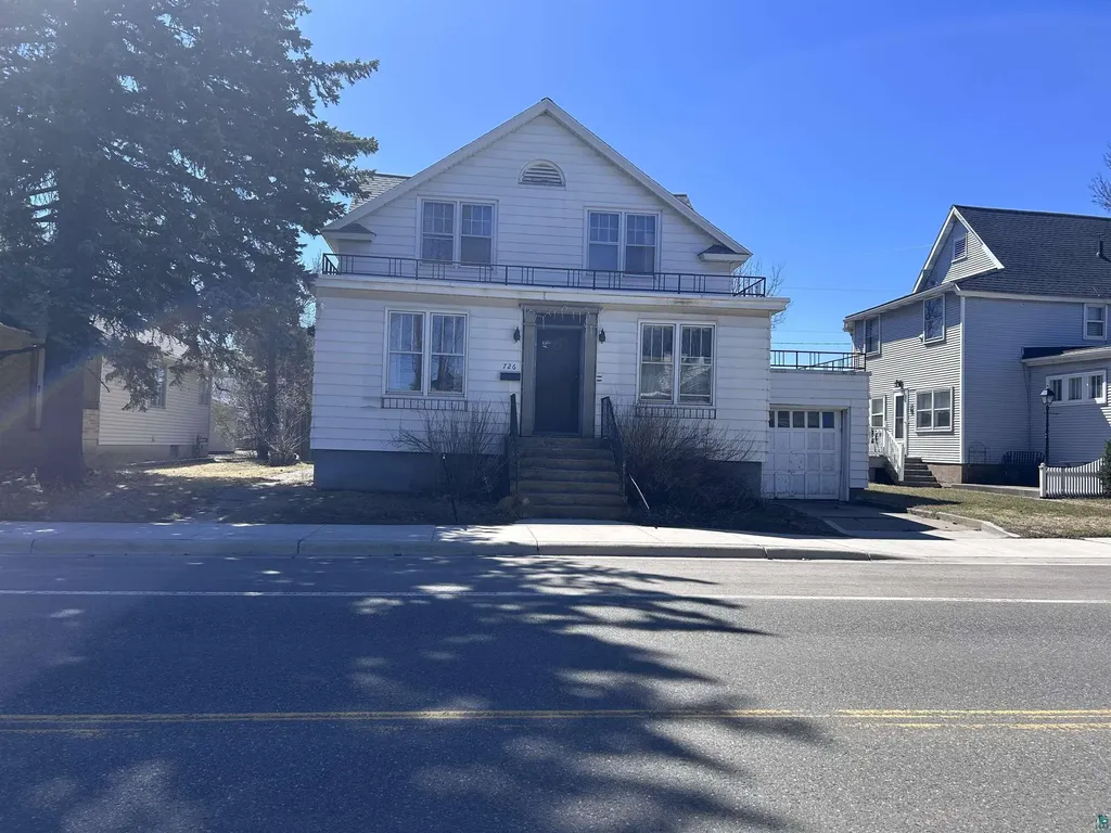 726 3rd Street S Virginia MN 55792