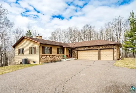 5203 Country Road Hermantown MN 55810