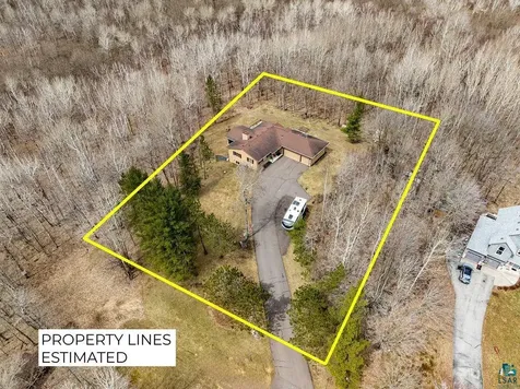 5203 Country Road Hermantown MN 55810