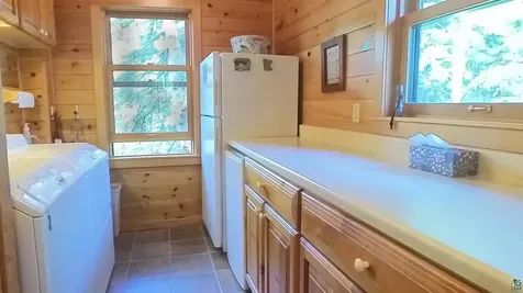 2357 Retreat Lodge Road Cook MN 55723