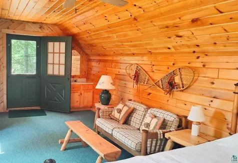2357 Retreat Lodge Road Cook MN 55723