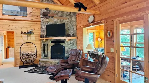 2357 Retreat Lodge Road Cook MN 55723