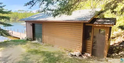 2357 Retreat Lodge Road Cook MN 55723