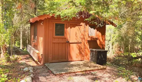 2357 Retreat Lodge Road Cook MN 55723