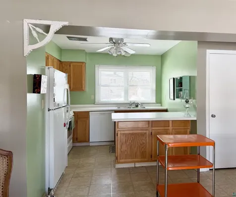 208 Mitchell Creek Duluth MN 55811