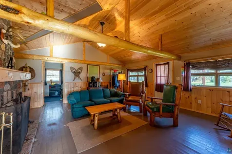 9830A Fredrickson Road Isabella MN 55607