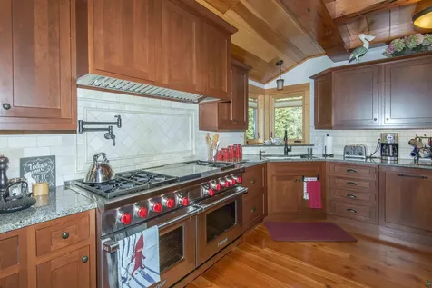 126 Harbor View Trail Grand Marais MN 55604