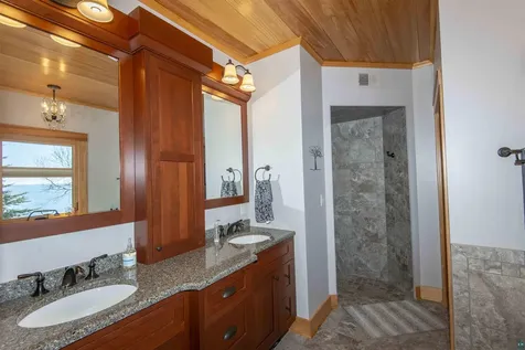 126 Harbor View Trail Grand Marais MN 55604