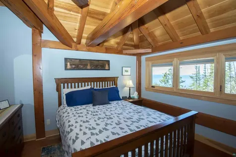 126 Harbor View Trail Grand Marais MN 55604