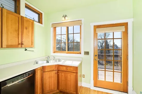 1118 E 6th Street Duluth MN 55805