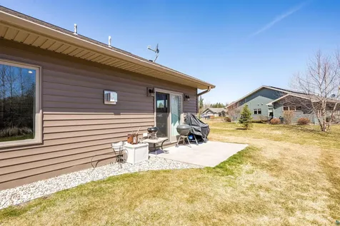 12 Amber Lane Esko MN 55733