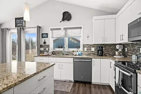 12 Amber Lane Esko MN 55733