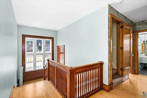 2622 E 7th Street Duluth MN 55812