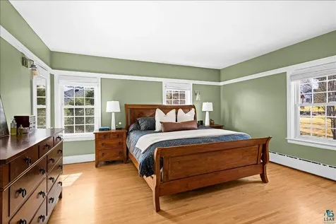2622 E 7th Street Duluth MN 55812