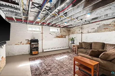2622 E 7th Street Duluth MN 55812
