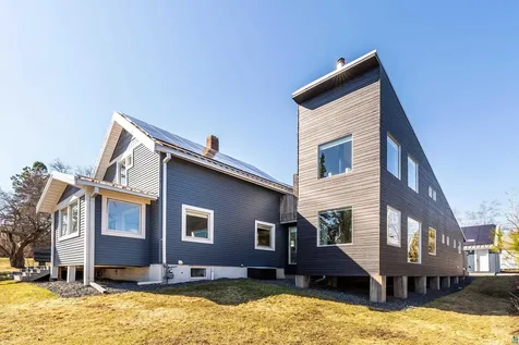 5027 Oakley Street Duluth MN 55804