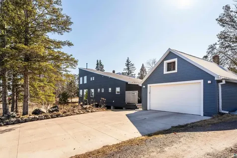 5027 Oakley Street Duluth MN 55804