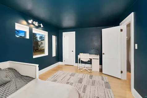 5027 Oakley Street Duluth MN 55804