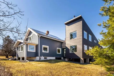 5027 Oakley Street Duluth MN 55804