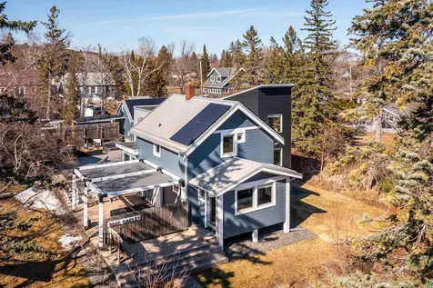 5027 Oakley Street Duluth MN 55804