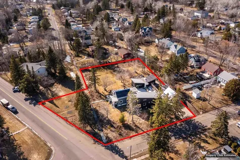 5027 Oakley Street Duluth MN 55804