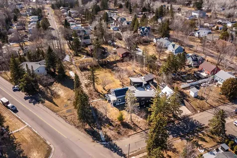 5027 Oakley Street Duluth MN 55804