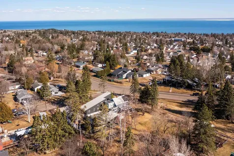5027 Oakley Street Duluth MN 55804