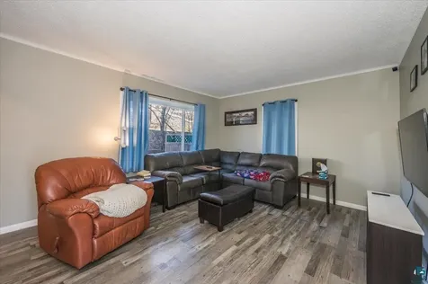 2208 W 8th Street Duluth MN 55806