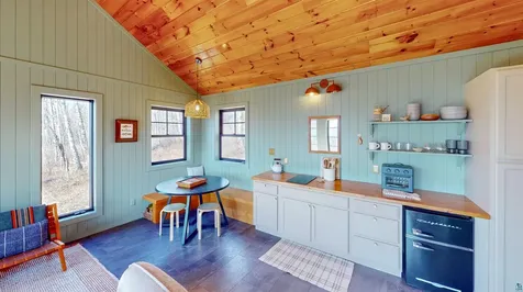 2947 Highway 61 W Grand Marais MN 55604